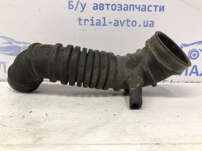 Патрубок воздушного фильтра Mitsubishi Pajero Sport 1996-2008 MR571058 (Арт. 54917) Київ - зображення 1