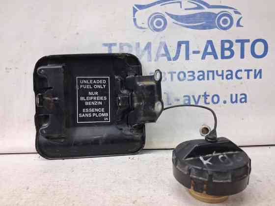 Лючок бака Mitsubishi Pajero Sport 1996-2008 MR241921 (Арт. 64898) Киев