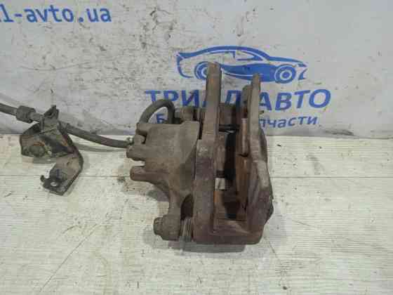 Суппорт передний правый Mitsubishi Outlander XL 2007 (б/у) Київ