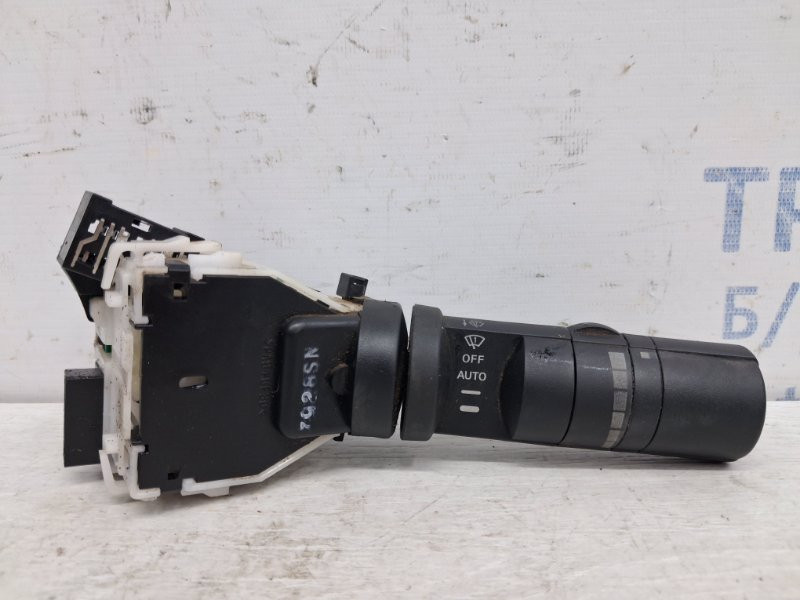 Переключатель подрулевой правый(дворники) Nissan Navara D40 2.5 DIESEL YD25DDTI 2004 (б/у) Київ - зображення 1