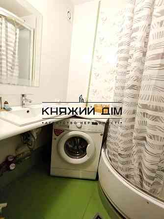 Оренда 2 к кв., А. Вербицького,, метро Вирлиця 10 хв пішки код:1180941 Київ