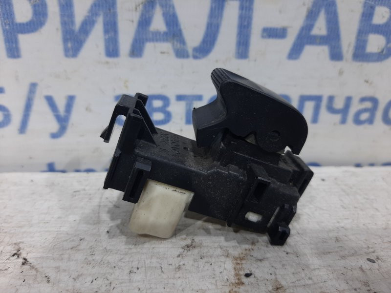 Кнопка стеклоподъемника Toyota RAV 4 A30 2.0 БЕНЗИН 1AZFE 2005 (б/у) Київ - зображення 1