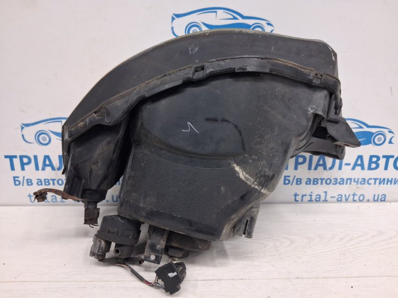 Фара правая Mitsubishi L200 KB 2.5 ДИЗЕЛЬ 4D56U 2006 (б/у) Киев - изображение 8