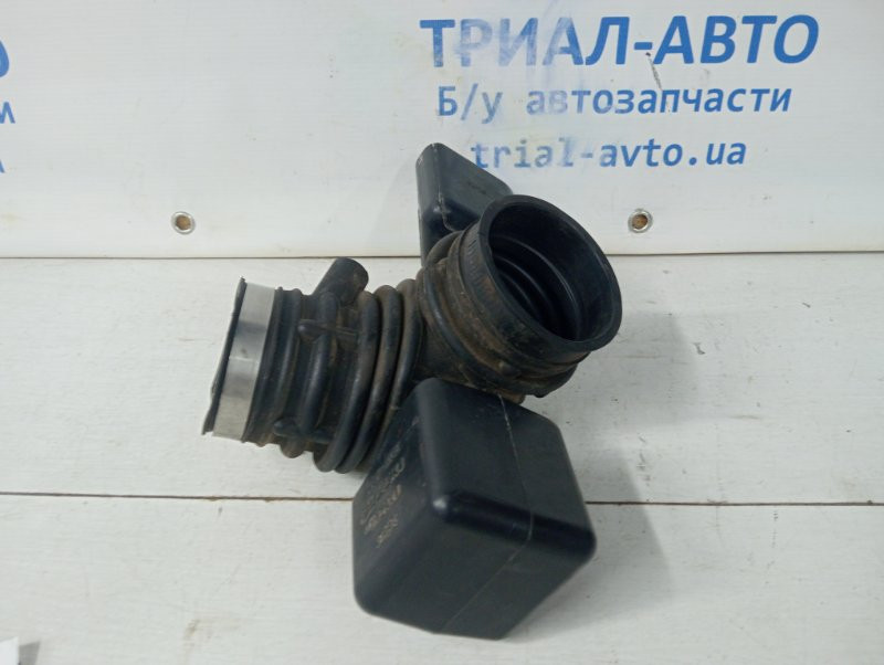 Патрубок воздушного фильтра Suzuki Grand Vitara JT 2.4 БЕНЗИН J24B 2005 (б/у) Киев - изображение 3