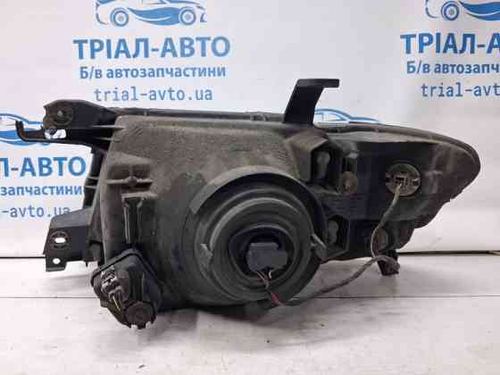 Фара правая галоген Mitsubishi Pajero Wagon 3 3.2 ДИЗЕЛЬ 4M41 1999 (б/у) Киев