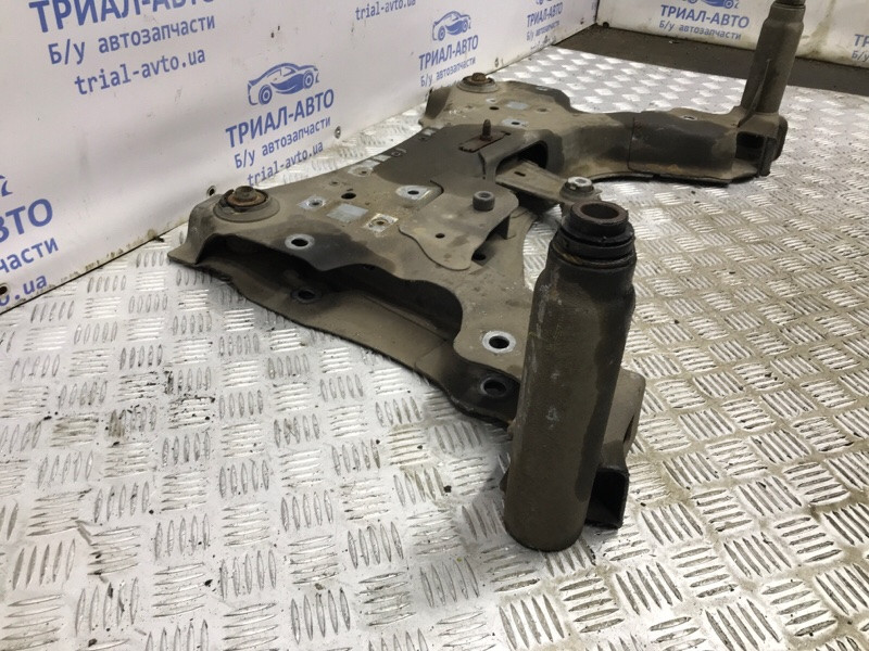 Балка передней подвески Renault Megane 3 1.5 DIESEL K9K 2009 (б/у) Київ - зображення 4