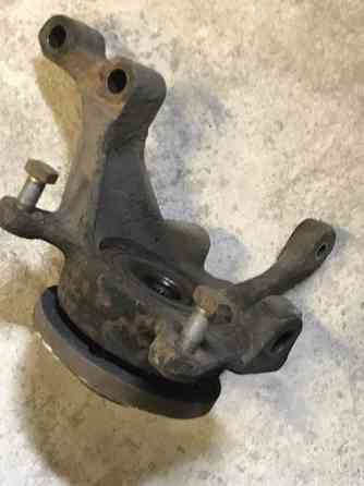 Бу поворотный кулак правый Renault Laguna 1, без ABS, 7700423103, 23 шлица. Кропивницкий