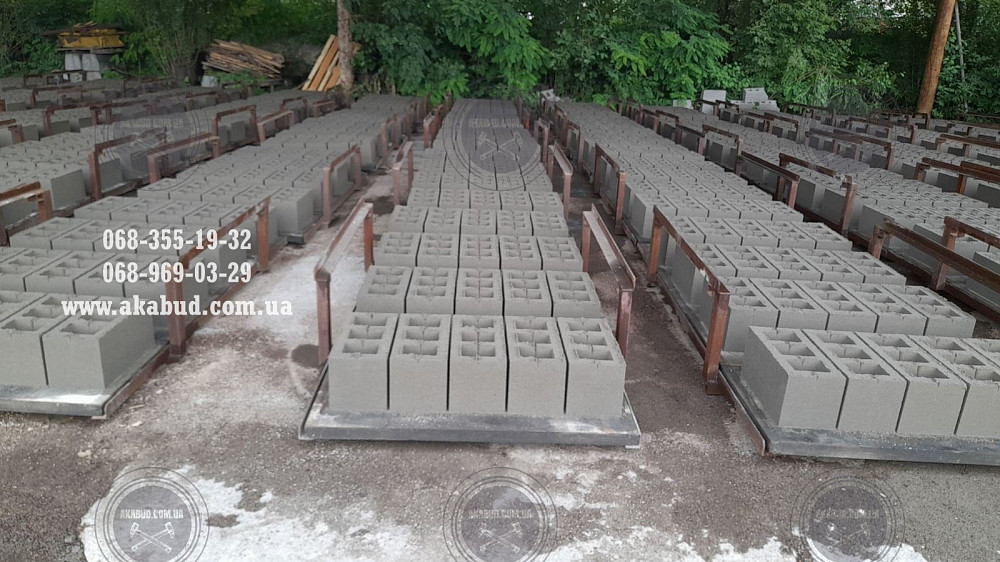 Шлакоблок, кольца для канализации, бордюры, днища, люки, столбы, еврозаборы Кривий Ріг - зображення 1