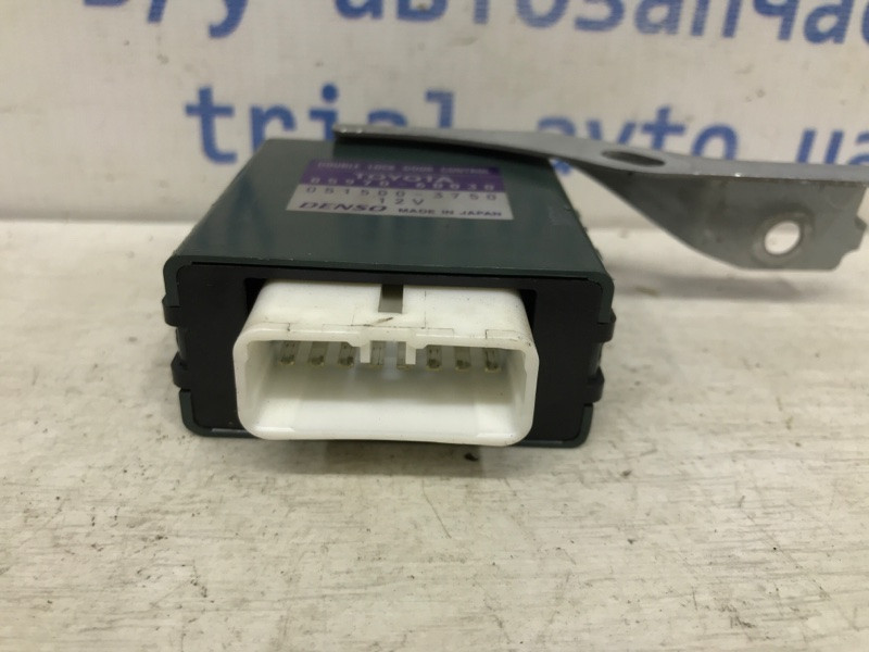 Блок управления дверьми Toyota Prado J120 3.0 DIESEL 1KDFTV 2002 (б/у) Киев - изображение 3