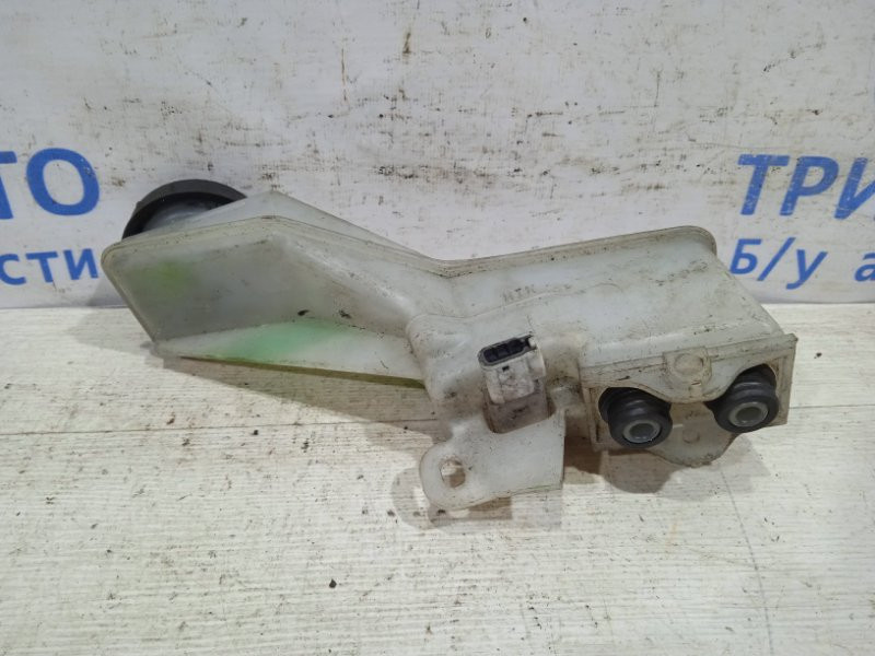 Бачок главного тормозного цилиндра Nissan Qashqai J10 2.0 БЕНЗИН MR20DE 2006 (б/у) Киев - изображение 2