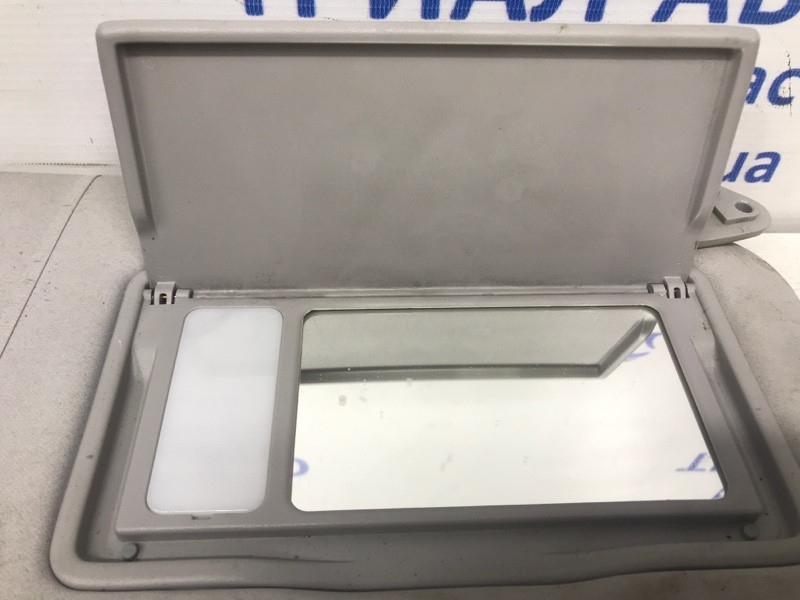 Козырек солнцезащитный правый Mitsubishi Pajero Wagon 4 3.2 ДИЗЕЛЬ 4M41 2006 (б/у) Київ - зображення 2