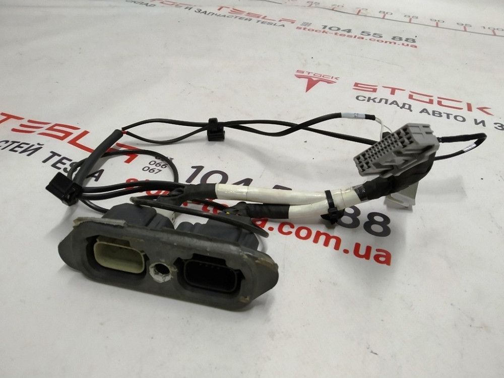 Низковольтный разъем основной батареи Tesla model S 1003197-00-F Киев - изображение 4