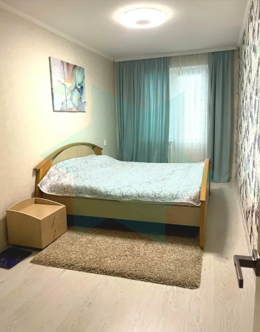 Продам. 3-к. 1/9, ж/м Сонячний, вул. Сонячна Набережна (Малиновського). Дніпро - зображення 1