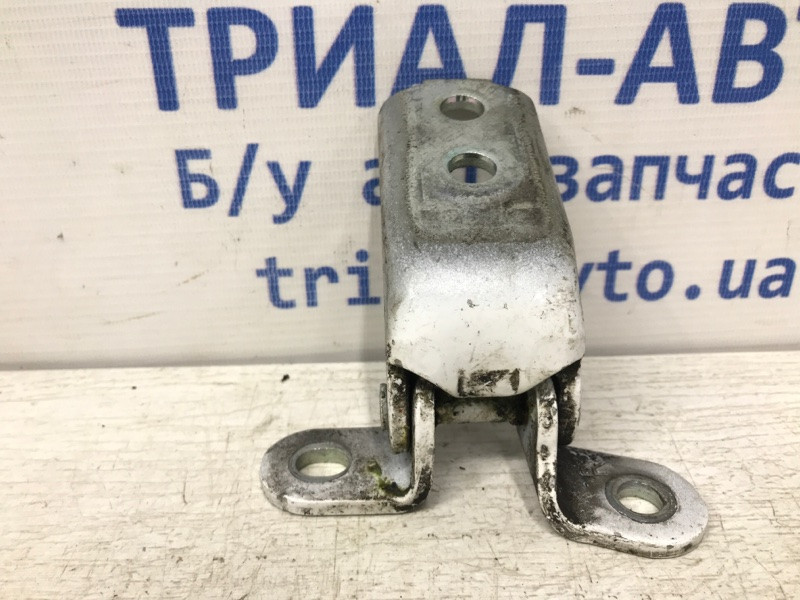 Петля двери передней правой верхняя Toyota Avensis 2009-2018 6871002060 (Арт. 31366) Київ - зображення 1