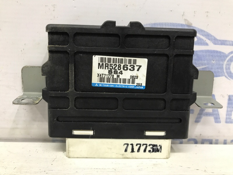 Блок управления Mitsubishi Pajero Wagon 3 3.2 ДИЗЕЛЬ 4M41 1999 (б/у) Київ - зображення 1