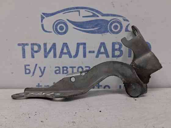 Петля капота левая Toyota Avensis T25 1.8 БЕНЗИН 1ZZFE 2003 (б/у) Киев