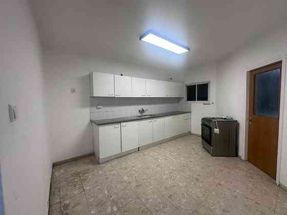 Сдается 4-х комнатная квартира в центре Герцлии Киев