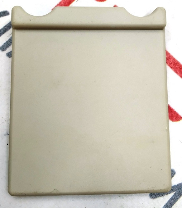 Декоративная накладка (пластик) мех. рег. подголовника сиденья вод./пас. TAN Tesla model X, model S Київ - зображення 1