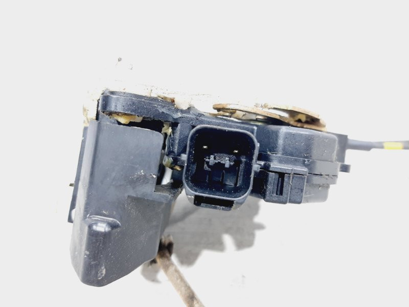 Замок двери задний левый Mitsubishi L200 KB 2.5 ДИЗЕЛЬ 4D56U 2006 (б/у) Киев - изображение 5