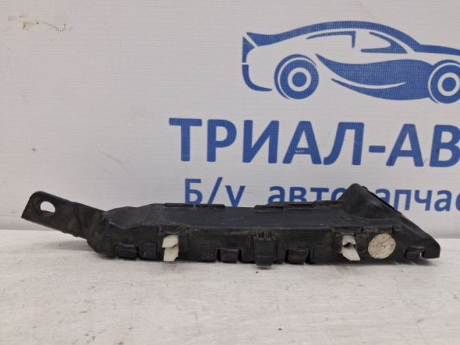 Кронштейн бампера передний правый Kia Ceed JD 1.6 DIESEL D4FB 2012 (б/у) Київ - зображення 2