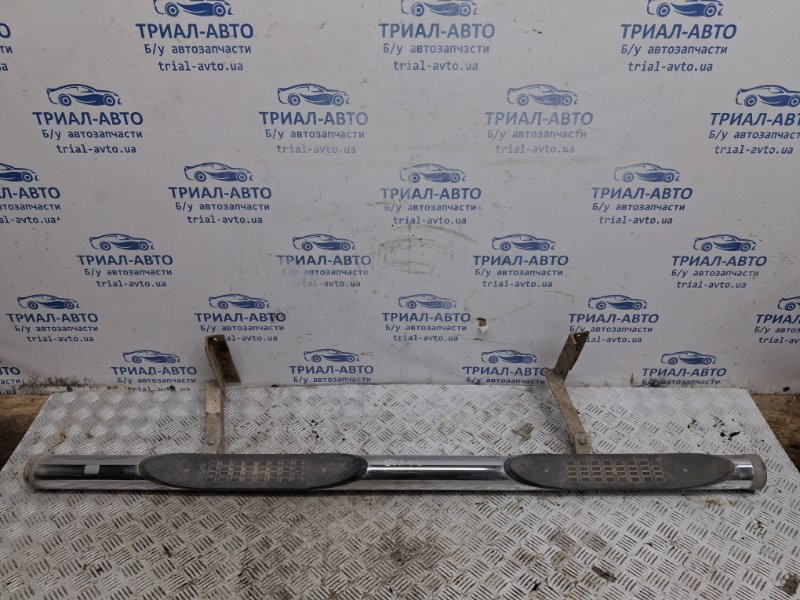 Подножка Kia Sorento BL 2.5 DIESEL D4CB 2002 лев. (б/у) Киев - изображение 1