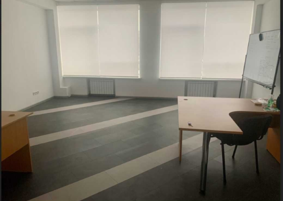 Соборности пр 19, офис 37м Киев