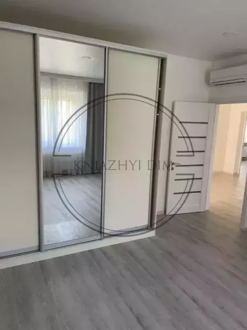 Будинок. Нивки. вул. Стеценко / Порічкова Киев - изображение 4