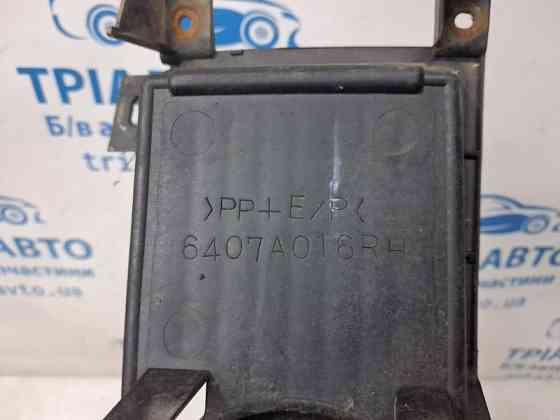 Накладка ПТФ Mitsubishi Lancer 2003-2009 8321A056 (Арт. 85151) Киев