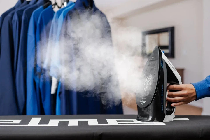 Утюг Zelmer ZIR3100 3000 Вт черный Київ - зображення 9