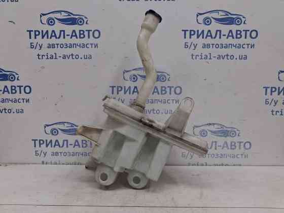 Бачок омывателя Toyota Auris E150 1.6 БЕНЗИН 1ZRFAE 2006 (б/у) Київ
