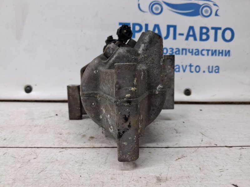 Компрессор кондиционера Nissan Juke F15 1.6 TURBO MR16DDT 2010 (б/у) Киев - изображение 4