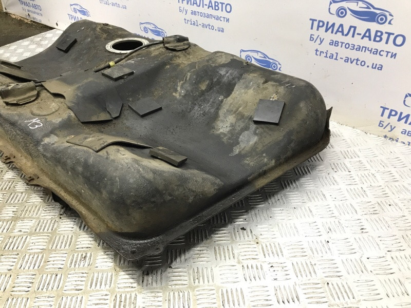 Бак топливный металлический Toyota Camry XV30 2.4 БЕНЗИН 2AZFE 2001 (б/у) Киев - изображение 3