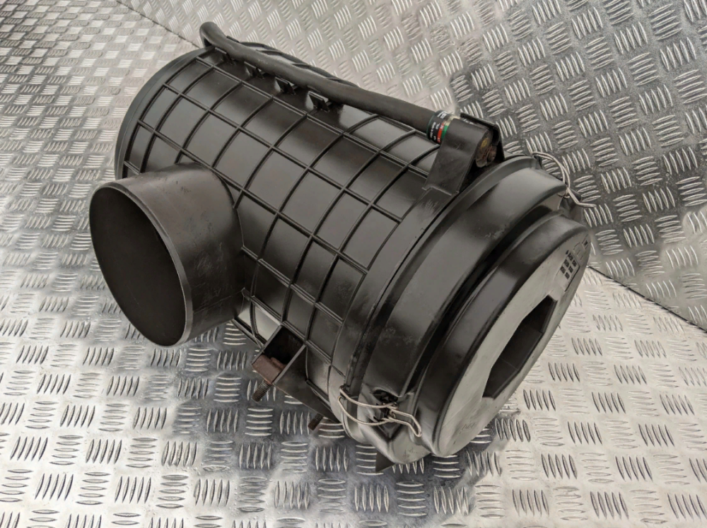 1854404 Корпус воздушного фильтра DAF XF 106 Euro 6 Львів - зображення 1