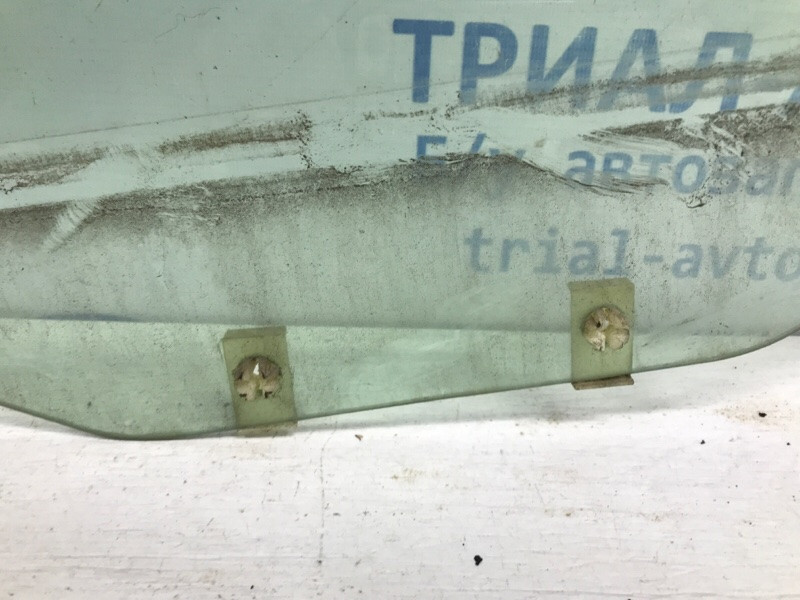 Стекло двери переднее правое Mitsubishi Pajero Wagon 4 3.2 ДИЗЕЛЬ 4M41 2006 (б/у) Київ - зображення 2