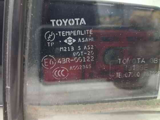 Стекло двери задней правой (форточка) Toyota Prado J120 4.0 1GR-FE 2002 (б/у) Київ