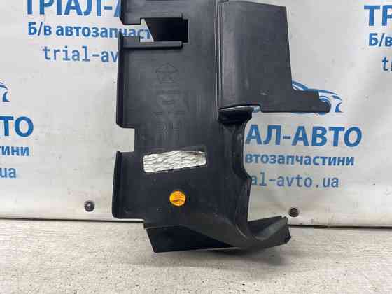 Дефлектор радиатора правый Jeep Cherokee KL 2.4 БЕНЗИН ED6 2013 (б/у) Киев