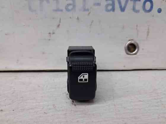 Кнопка стеклоподъемника Hyundai Tucson JM 2.0 DIESEL D4EA 2004 (б/у) Київ