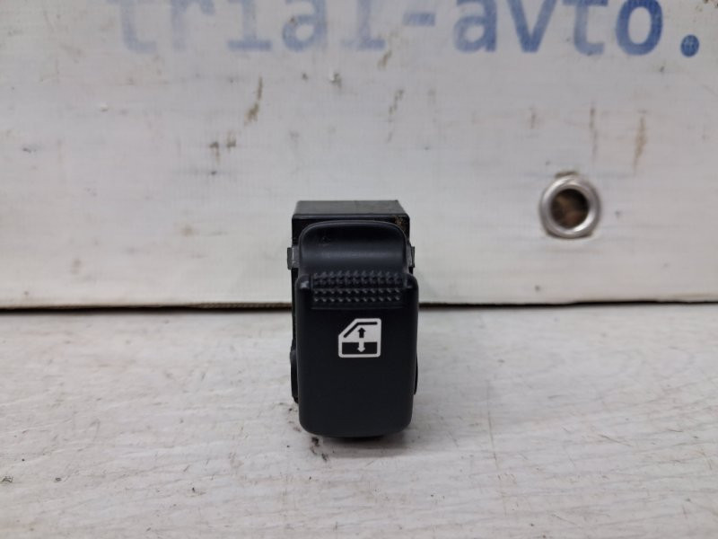 Кнопка стеклоподъемника Hyundai Tucson JM 2.0 DIESEL D4EA 2004 (б/у) Київ - зображення 2