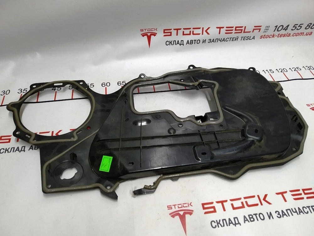 Накладка внутреняя двери передней правой (с повреждениями) Tesla model 3 1092147-00-D Киев - изображение 3