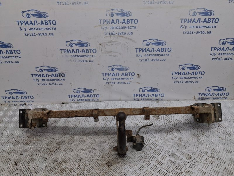 Фаркоп Volkswagen Caddy 2K 1.9 DIESEL BJB 2003 (б/у) Київ - зображення 1