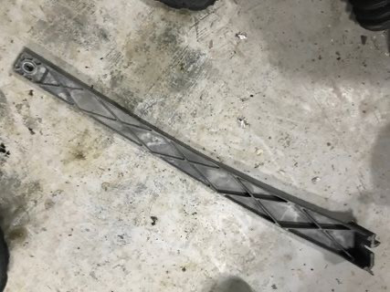 Бу кронштейн усилителя торпедо Mercedes W168, 1686280324, центральный. Кропивницький - зображення 2