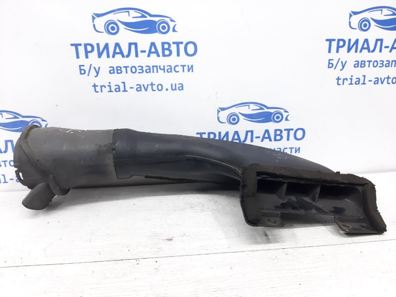 Воздухозаборник Mitsubishi Pajero Wagon 4 3.2 ДИЗЕЛЬ 4M41 2006 (б/у) Киев - изображение 1