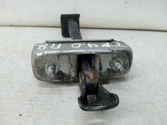 Ограничитель двери передний правый Toyota Prado 2002-2009 6861060100 (Арт. 61363) Киев