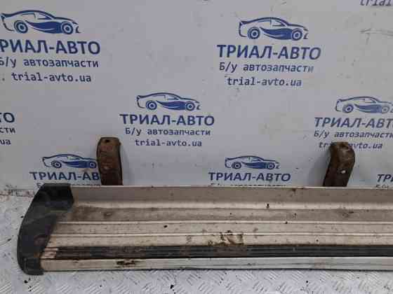 Подножка Mitsubishi L200 KB 2.5 DIESEL 4D56 2006 лев. (б/у) Киев