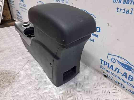 Подлокотник Mitsubishi Outlander 2007-2012 8011A165XA (Арт. 80501) Киев