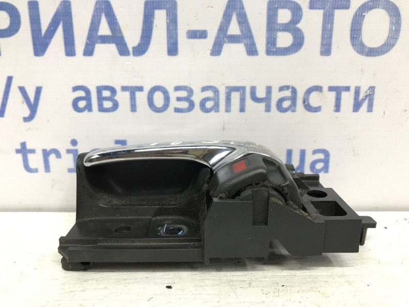 Ручка двери внутренняя левая Toyota Avensis 2002-2010 69206-05040-B0 (Арт. 42811) Київ - зображення 2
