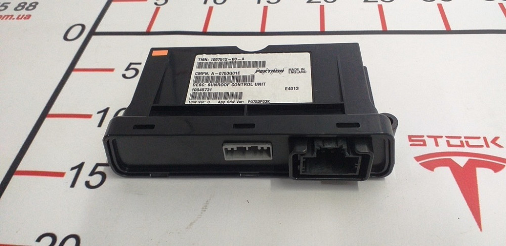 Блок управления панорамным люком Tesla model S, model S REST 1007512-00-B Київ - зображення 1