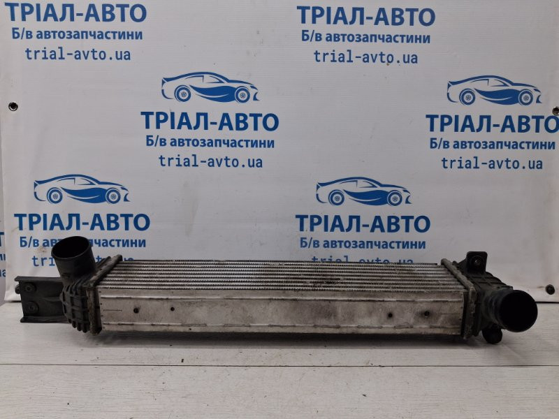 Радиатор интеркуллера SsangYong Korando C200 2.0 DIESEL D20DT 2010 (б/у) Киев - изображение 2