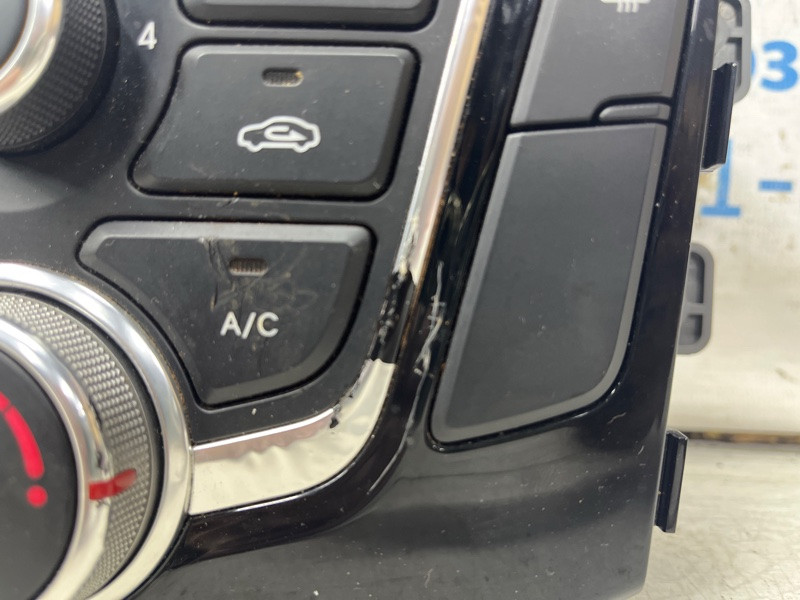 Блок управления кондиционером Hyundai I30 GD 1.6 DIESEL D4FB 2011 (б/у) Киев - изображение 2