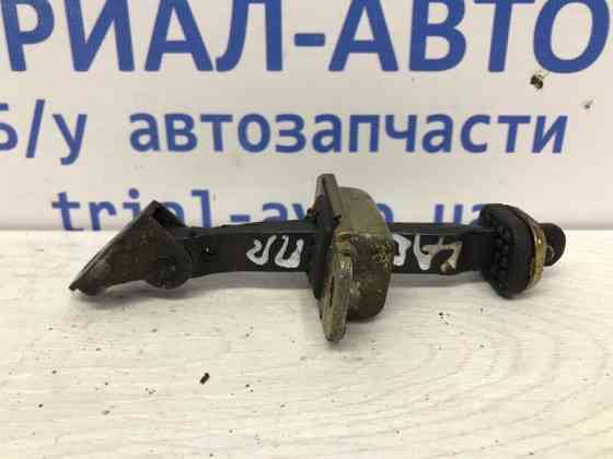 Ограничитель двери передний правый Chevrolet Lacetti 2004-2013 96548128 (Арт. 56248) Київ